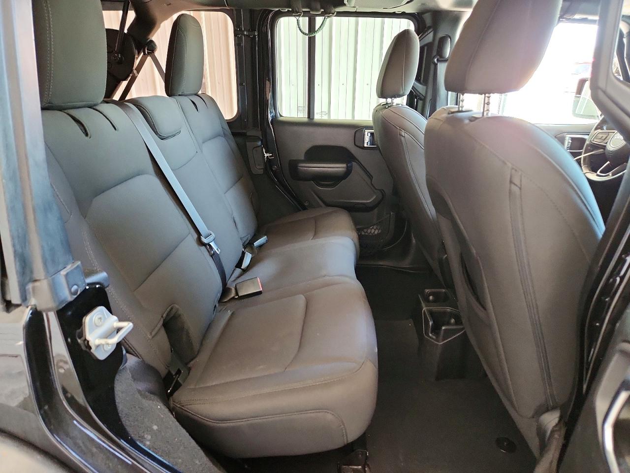 Jeep Wrangler Sport