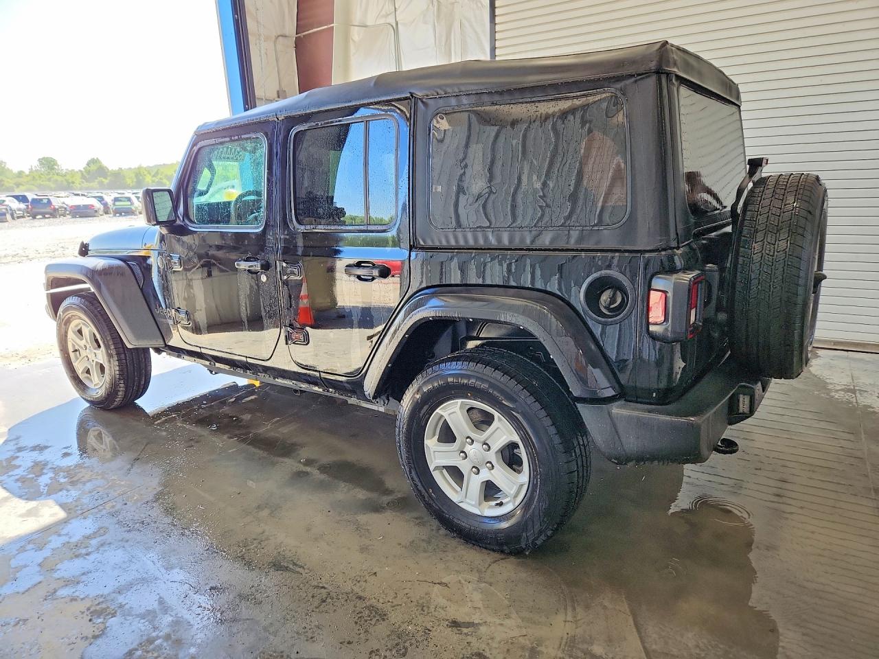 Jeep Wrangler Sport