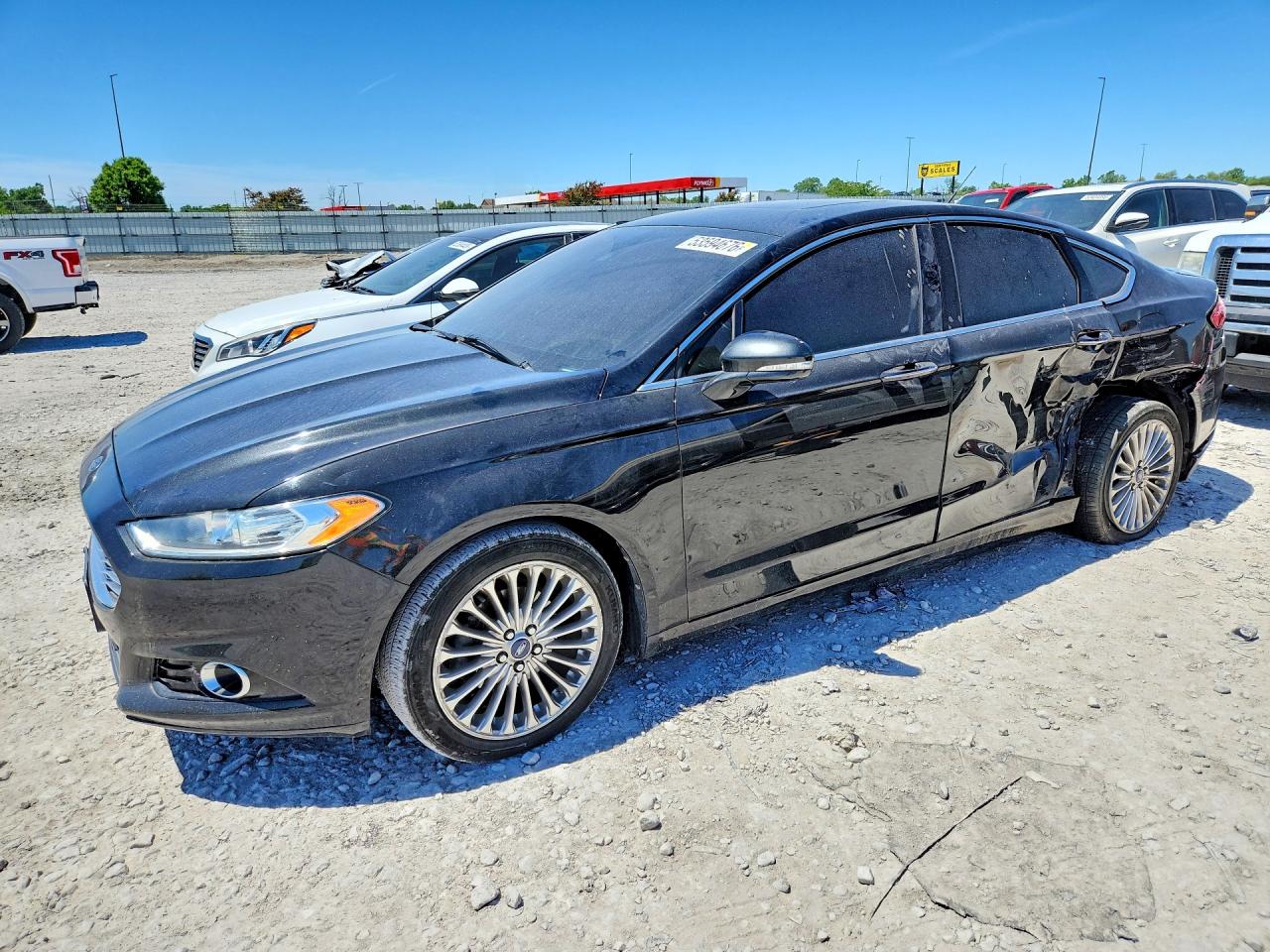 Salvage Ford Fusion Image
