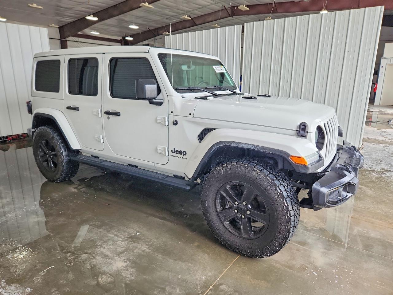 Jeep Wrangler Sahara