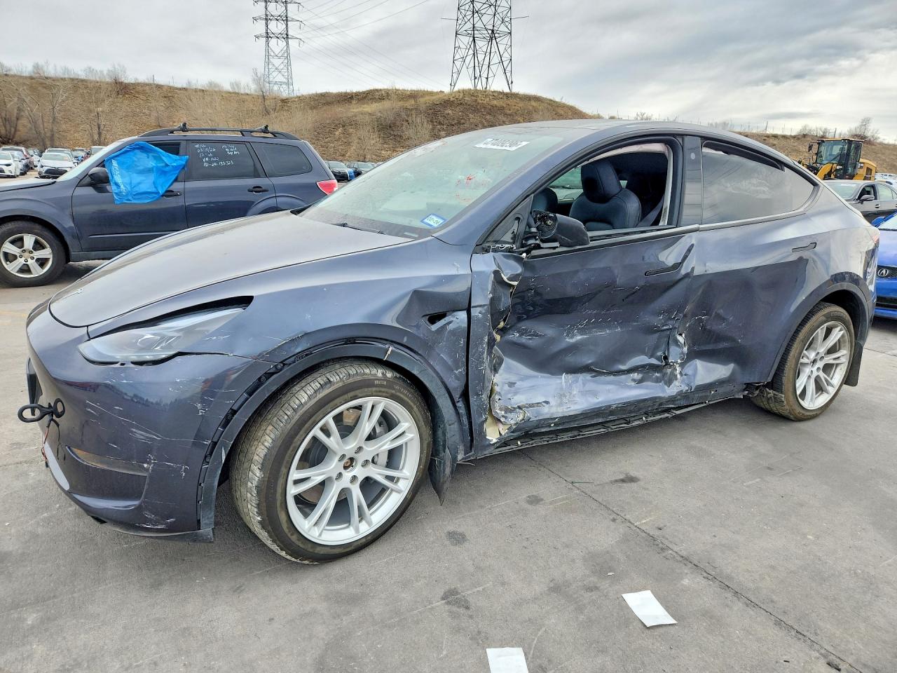 Salvage Tesla Model Y Image
