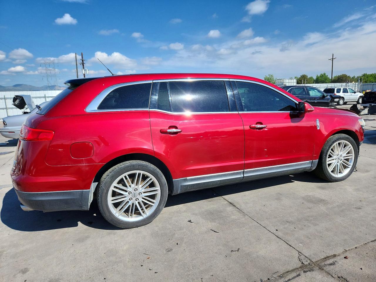 Lincoln MKT