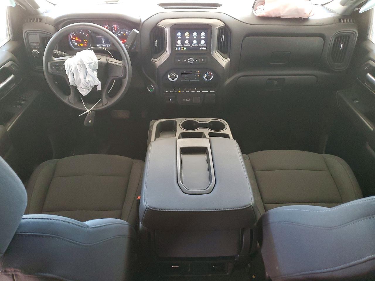 Chevrolet Silverado C1500 Custom