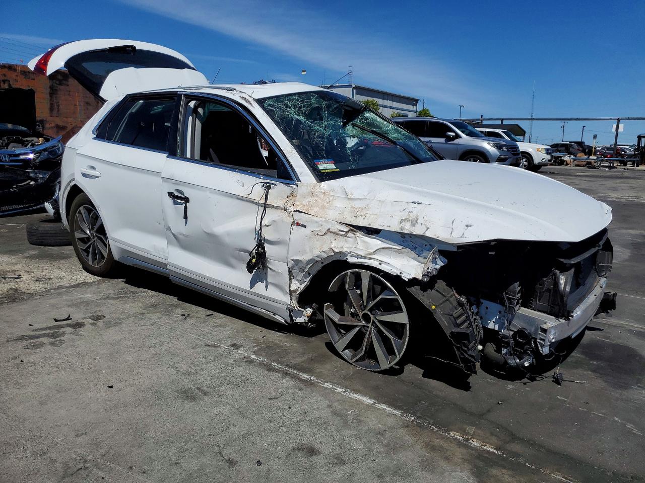 Audi Q5 Premium Plus 45