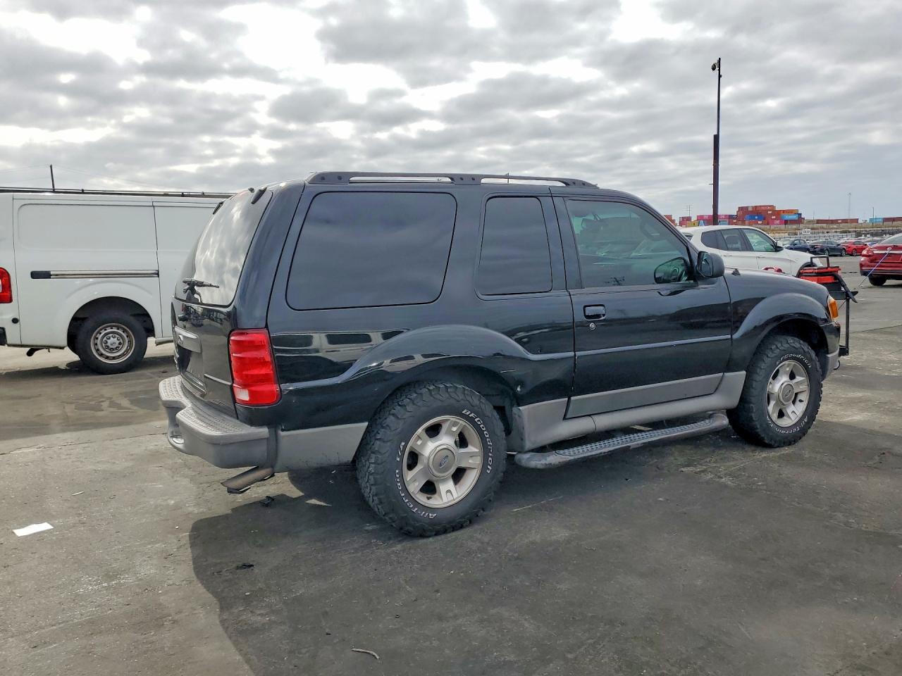 Ford Explorer Sport