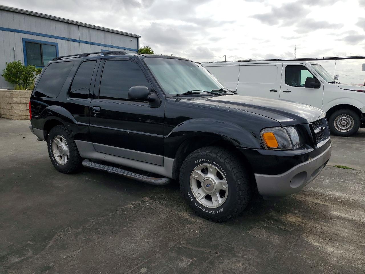 Ford Explorer Sport