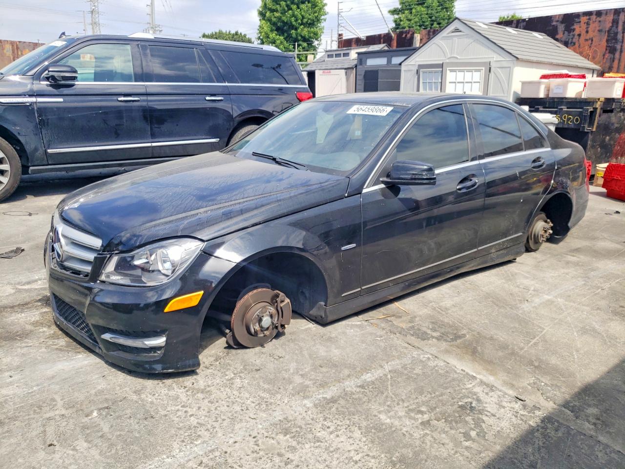 Salvage Mercedes-Benz C-Class Image