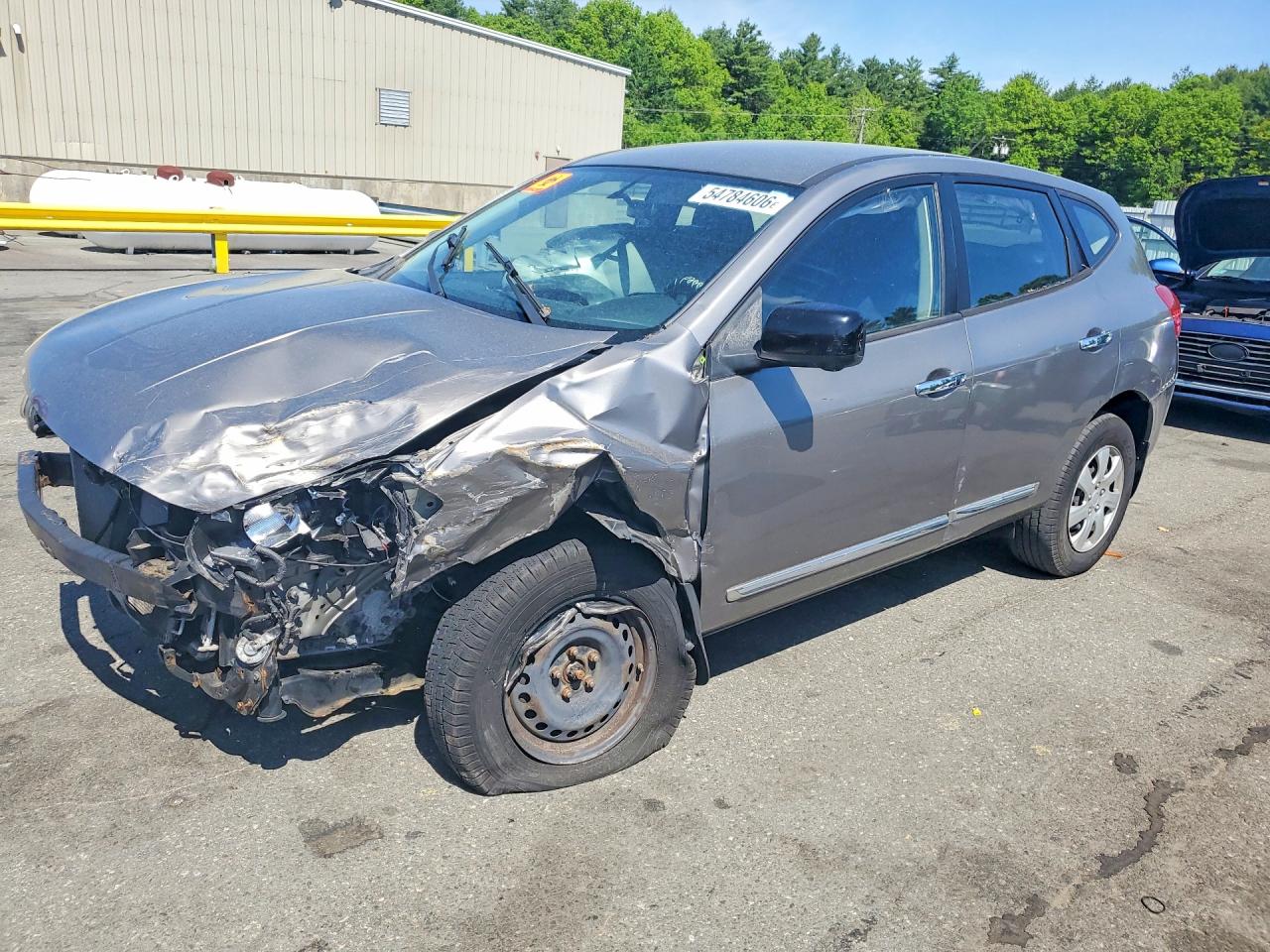 Salvage Nissan Rogue Image