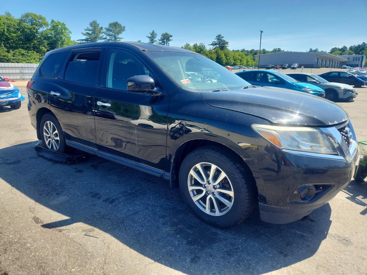 Nissan Pathfinder S