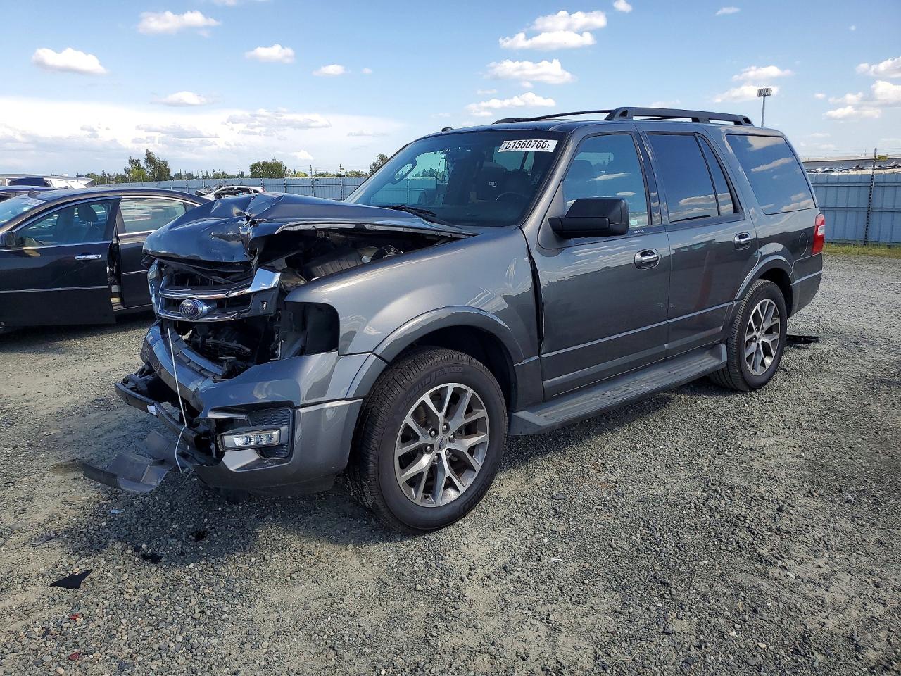 Salvage Ford Expedition Image