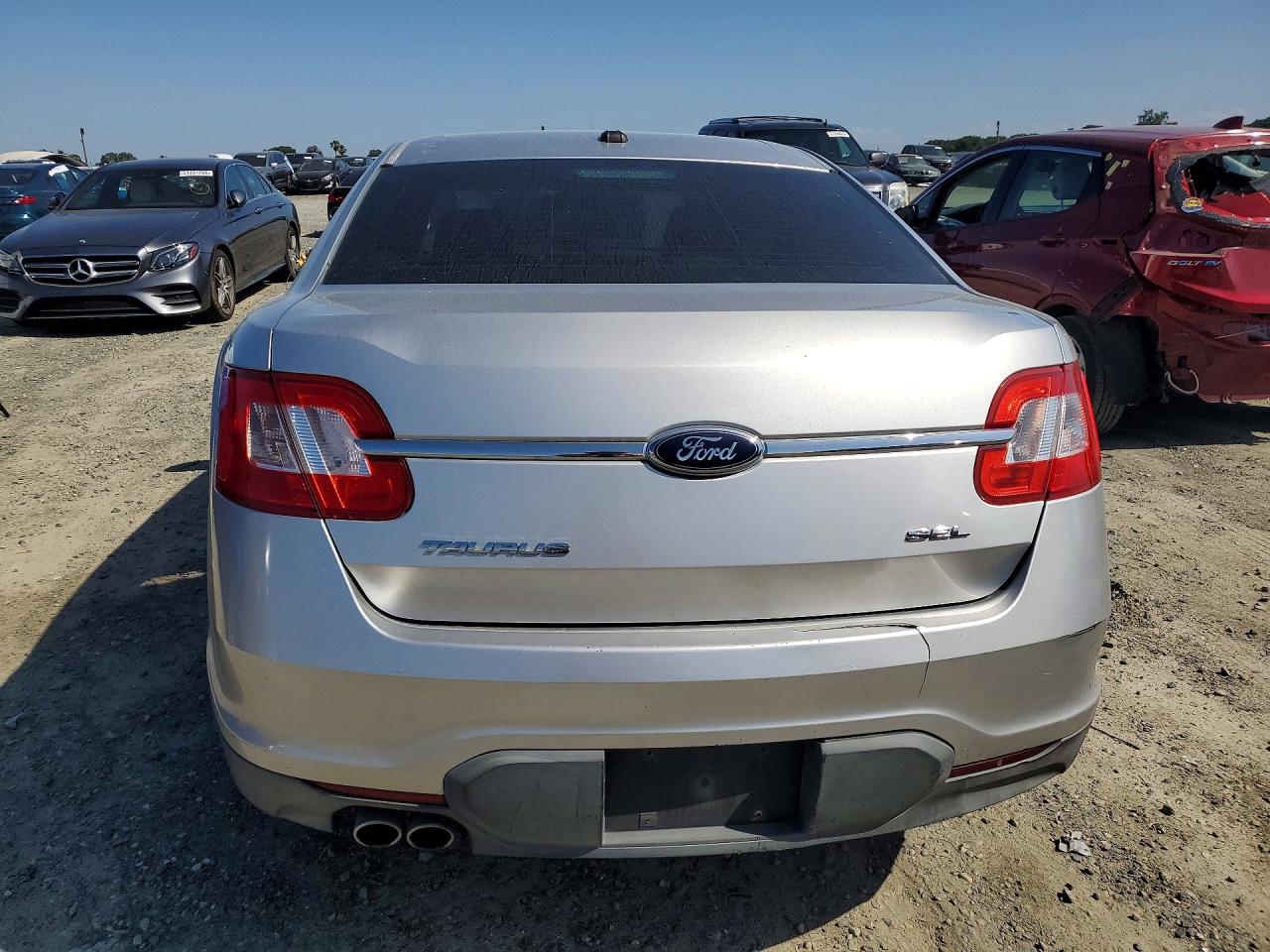 Ford Taurus Sel