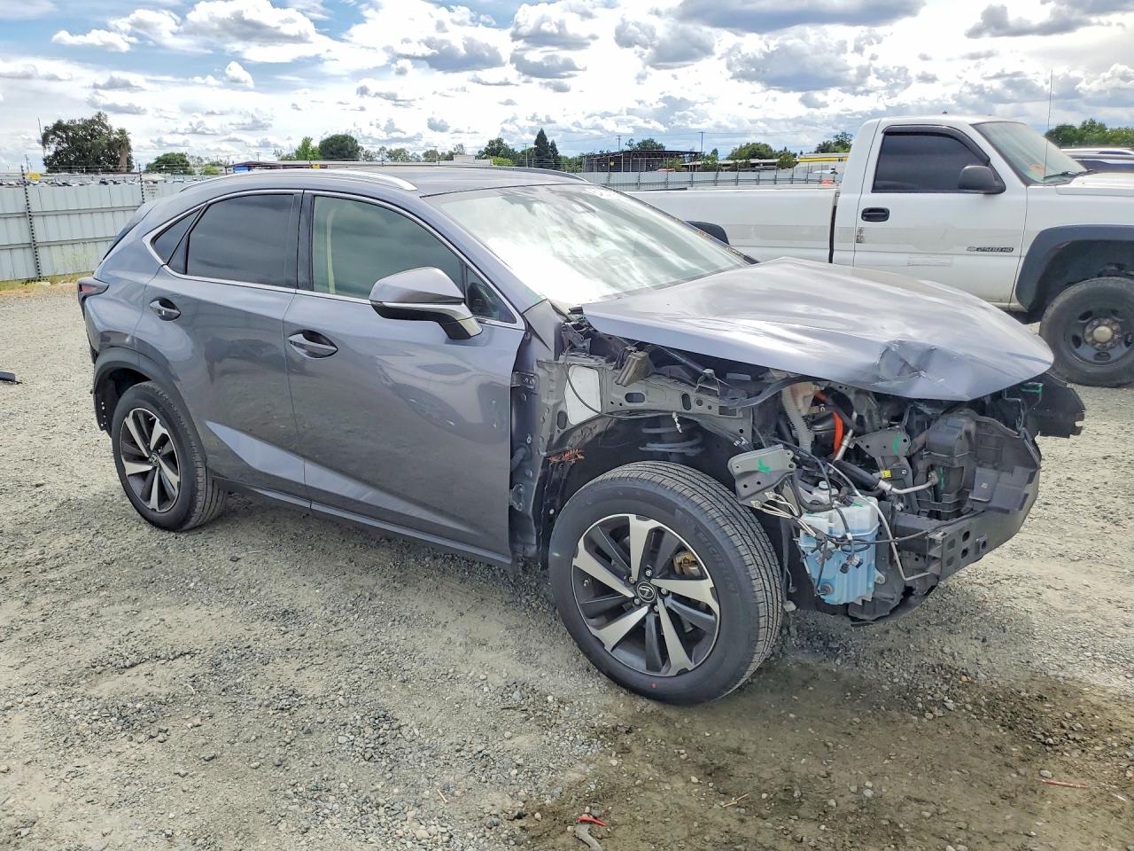 Lexus NX Base