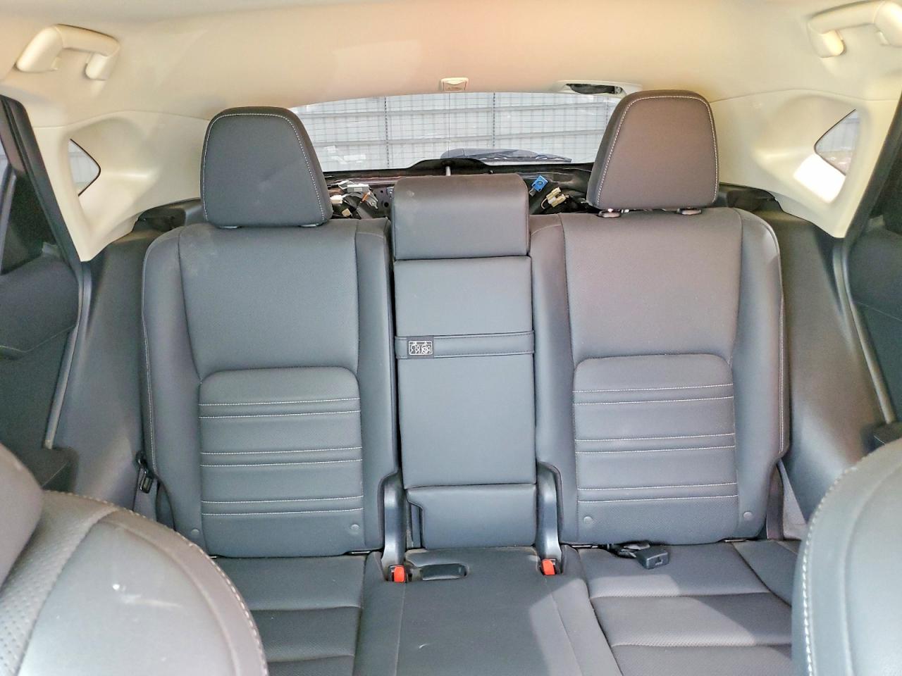 Lexus NX Base