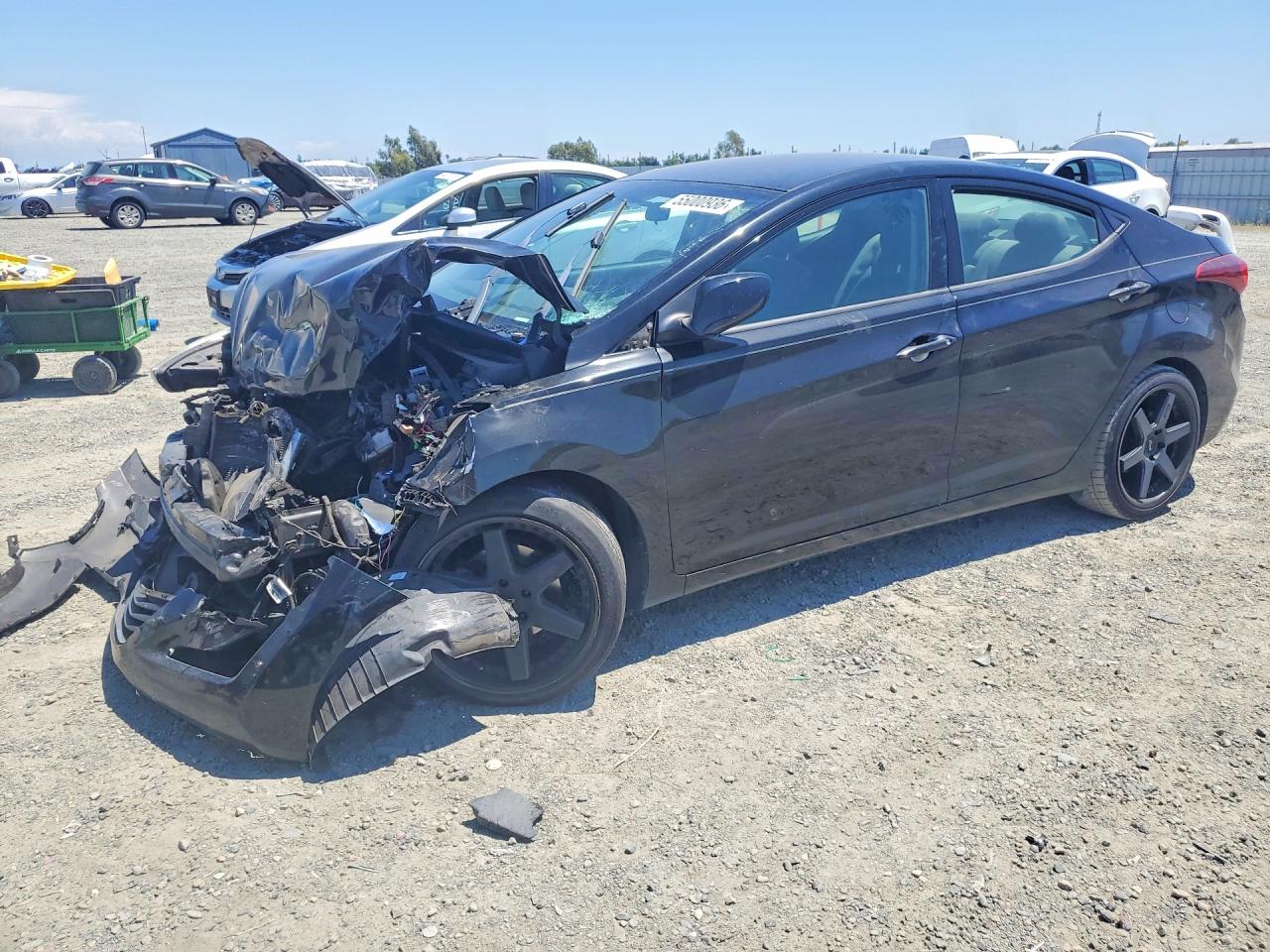 Salvage Hyundai ELANTRA Image