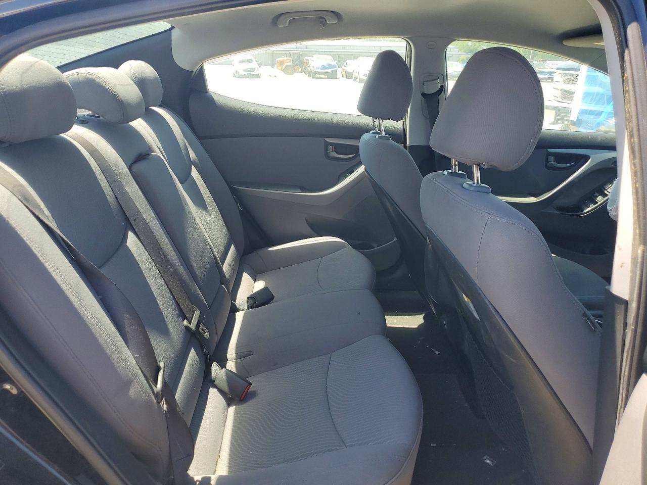 Hyundai ELANTRA Se