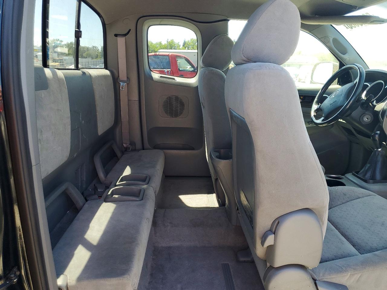 Toyota Tacoma Prerunner Access Cab
