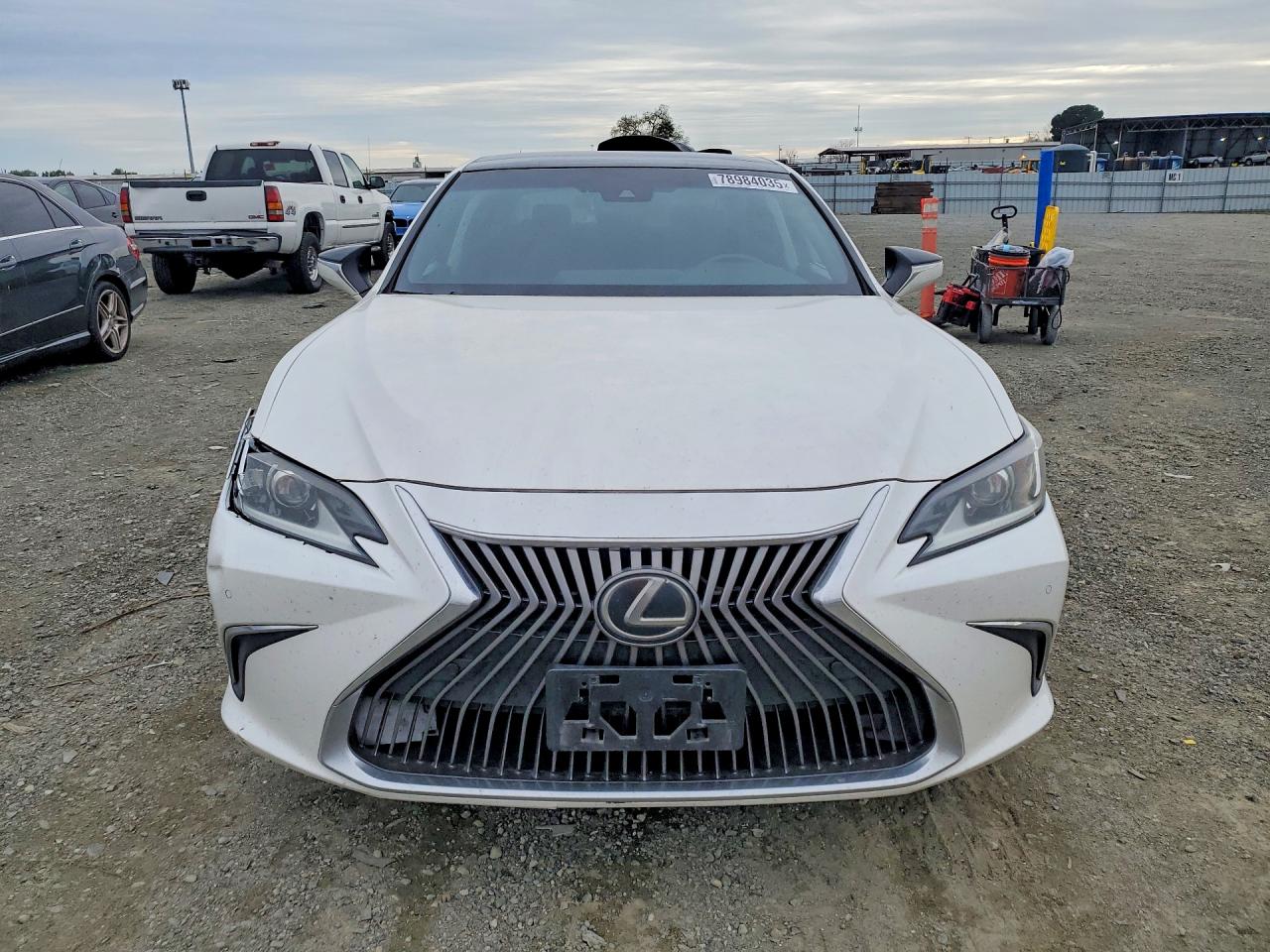Lexus Es Base