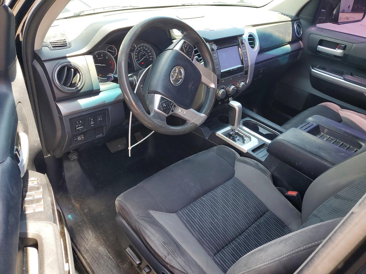 Toyota Tundra Sr5