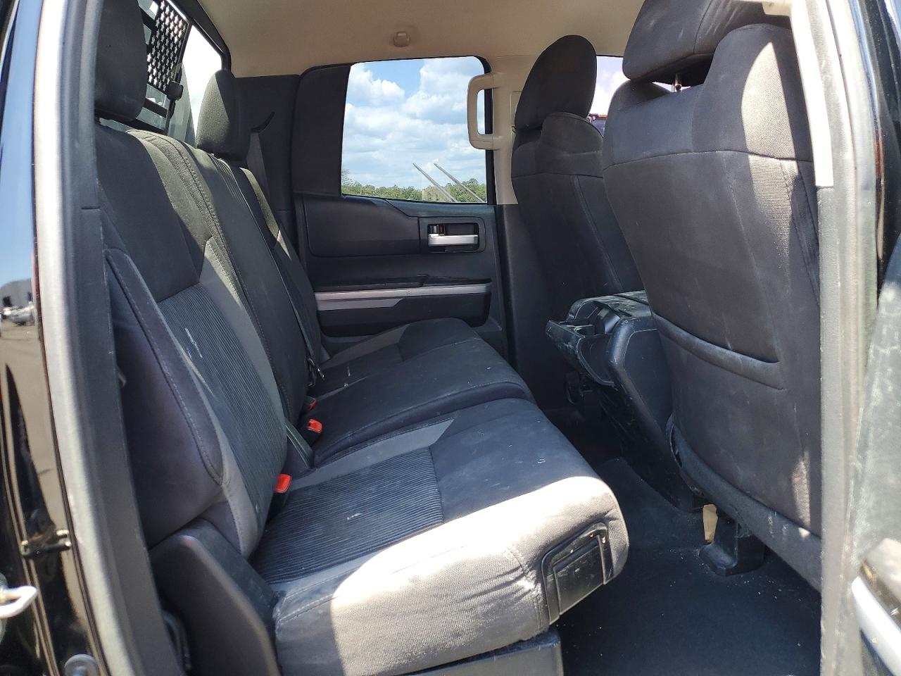 Toyota Tundra Sr5