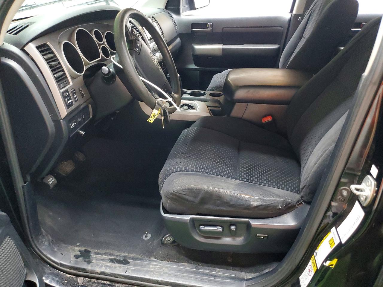 Toyota Tundra Crewmax Sr5