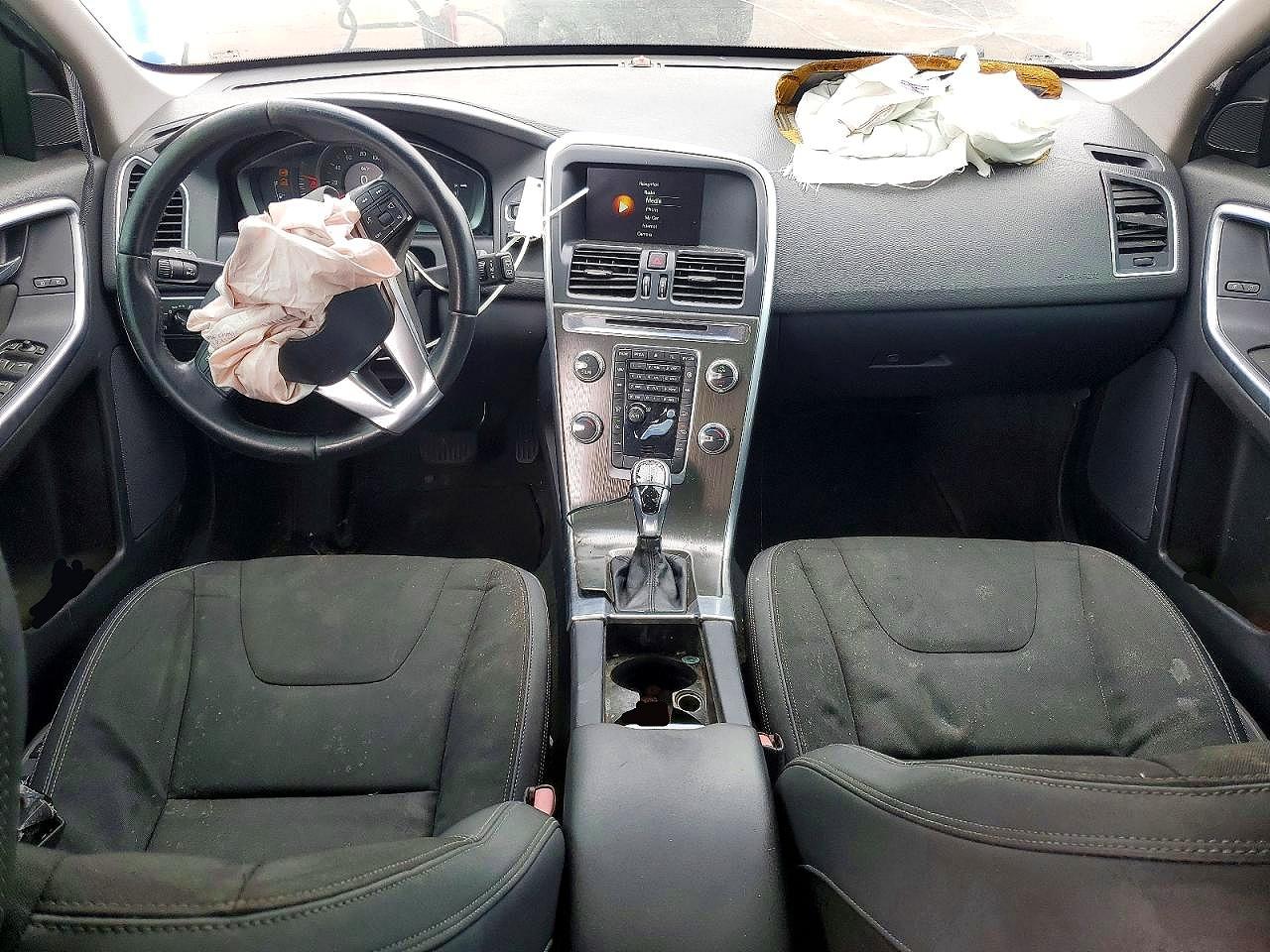 Volvo XC60 T5