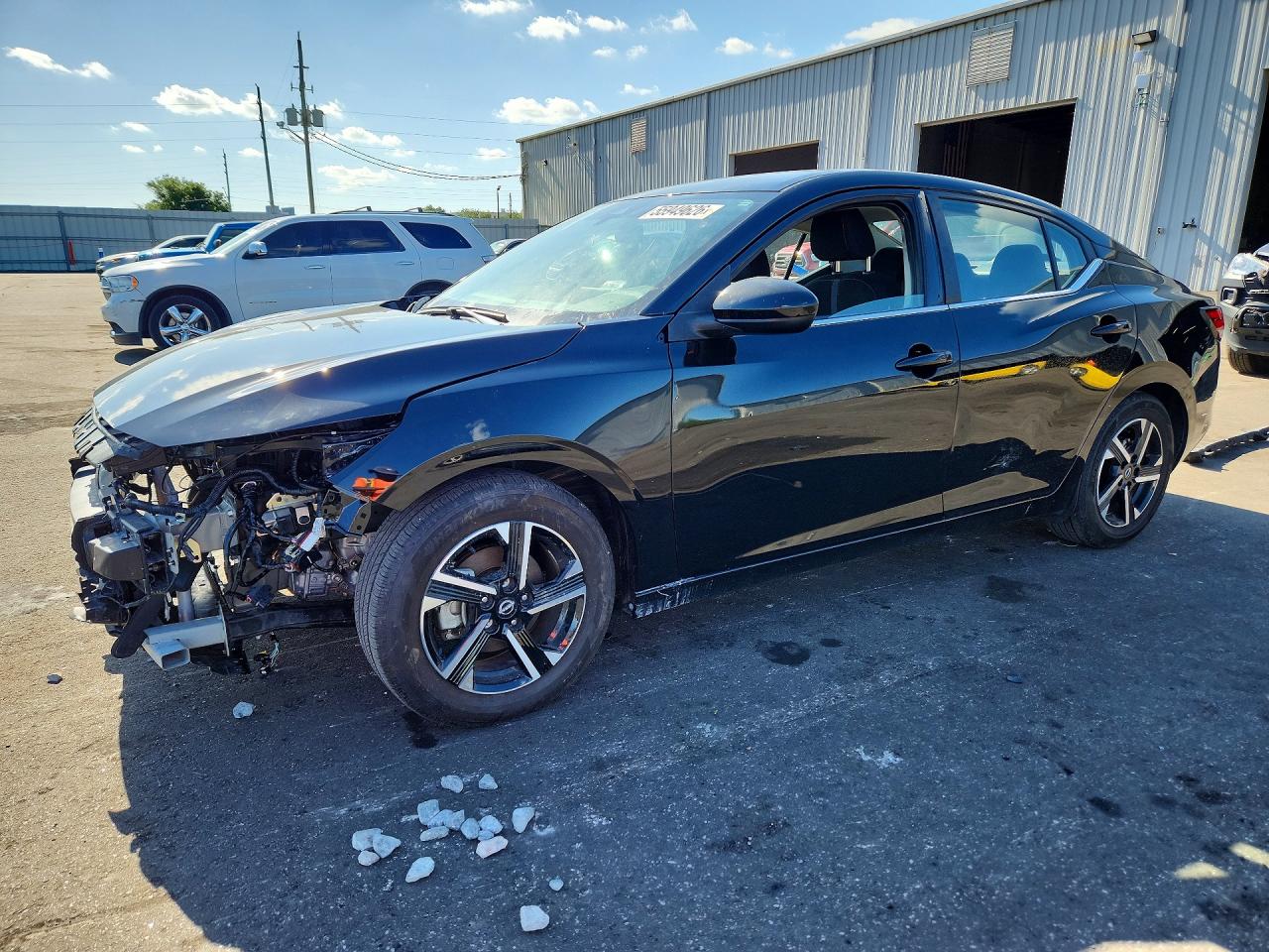 Salvage Nissan Sentra Image