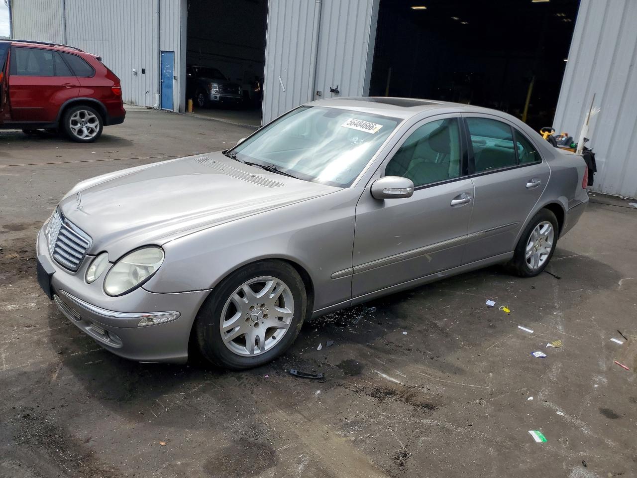 Salvage Mercedes-Benz E-Class Image