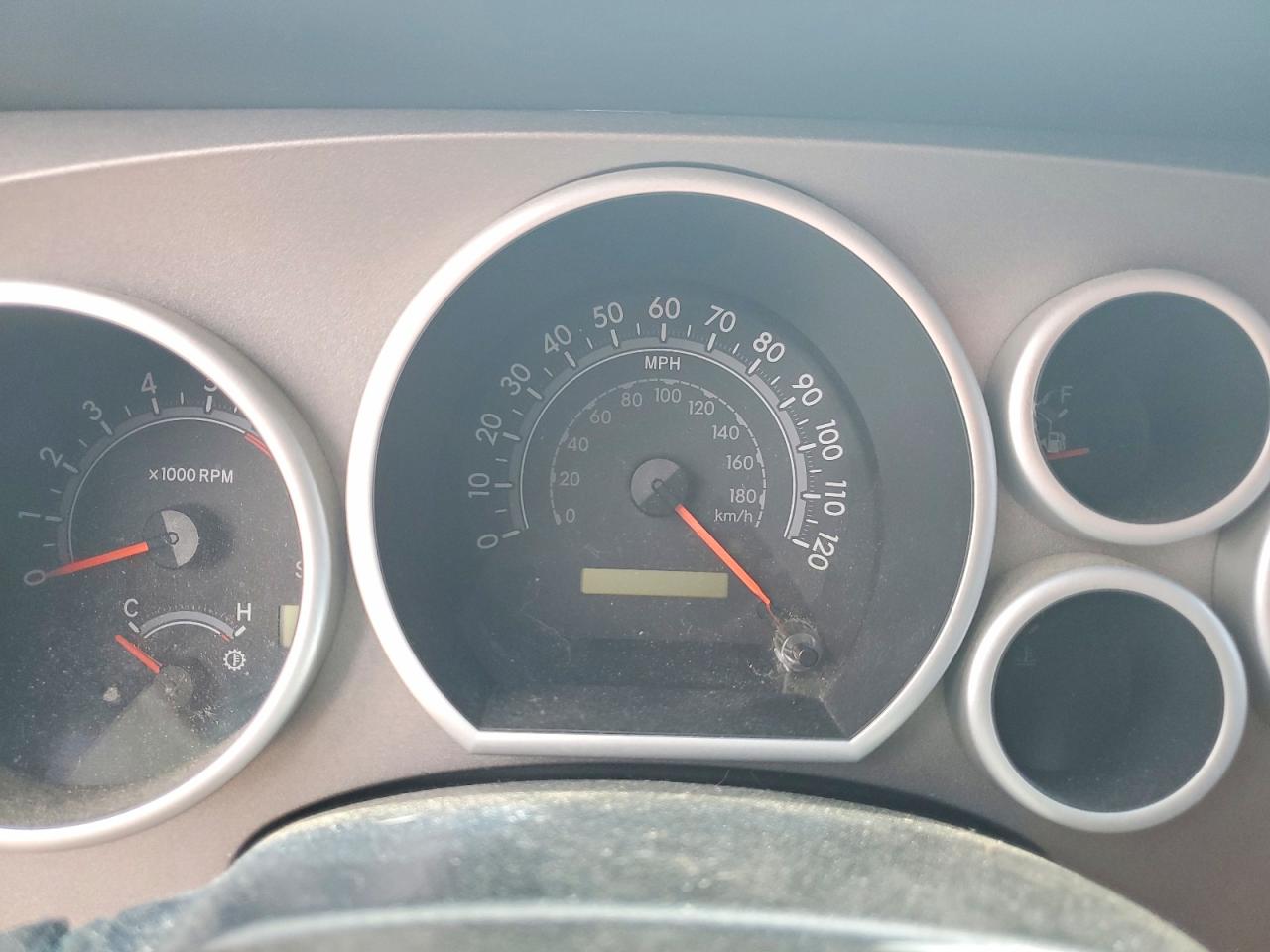 Toyota Tundra Crewmax Sr5
