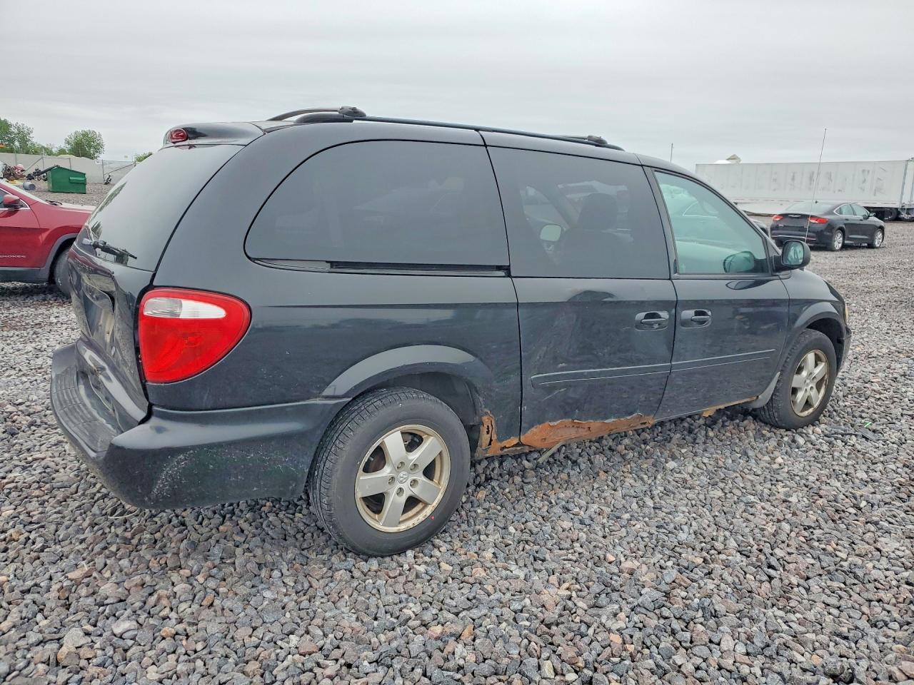 Dodge Caravan Sxt