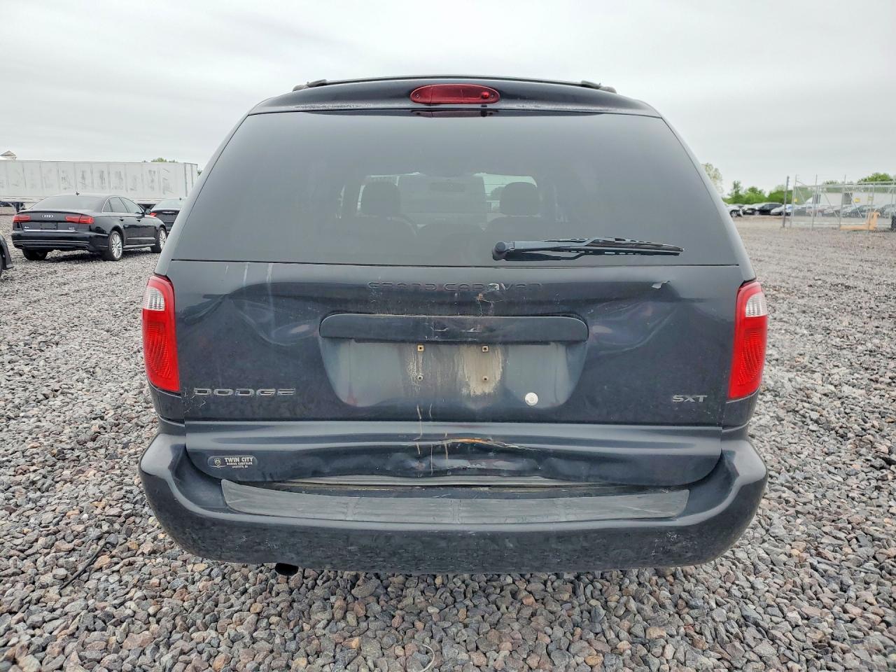 Dodge Caravan Sxt
