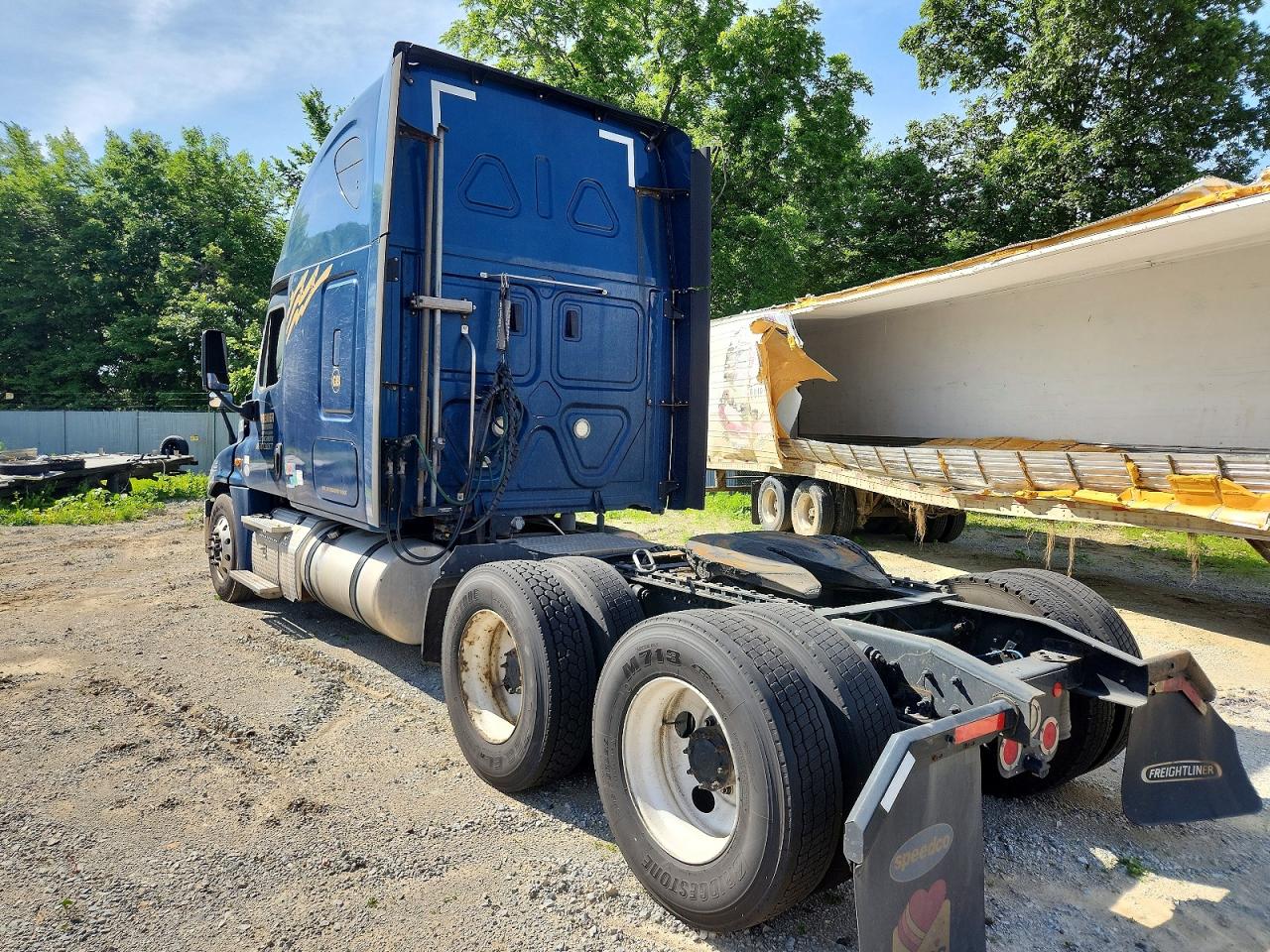 Freightliner Cascadia 125