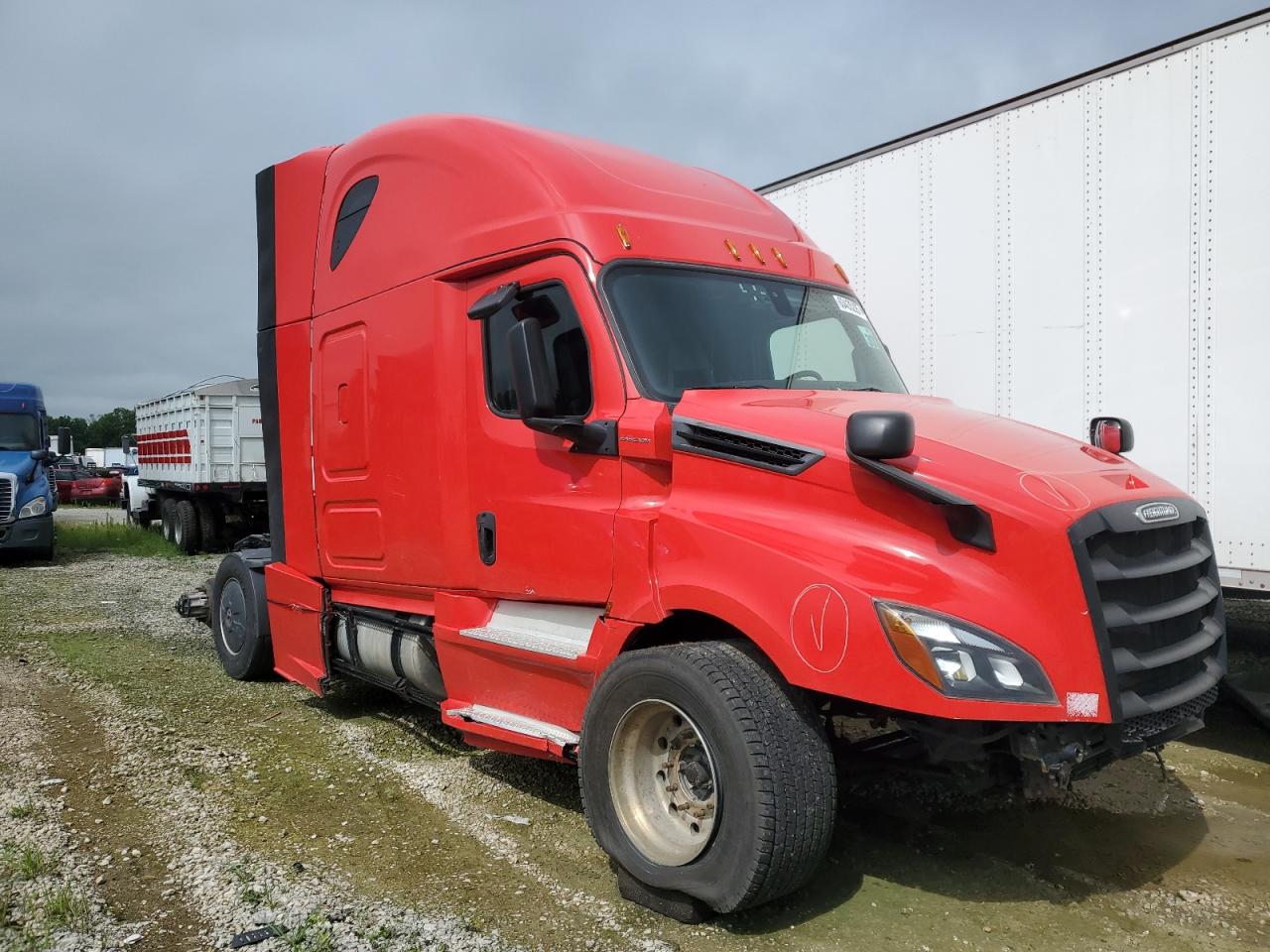Salvage Freigliner Cascadia 126 Image