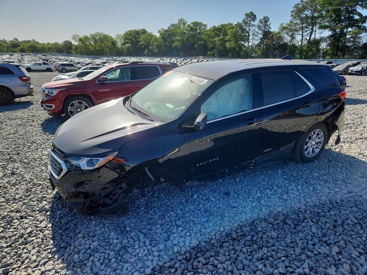 Salvage Chevrolet Equinox Image