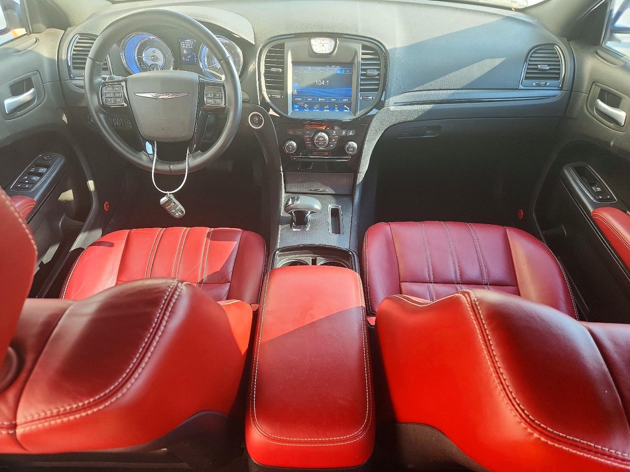 Chrysler 300 S