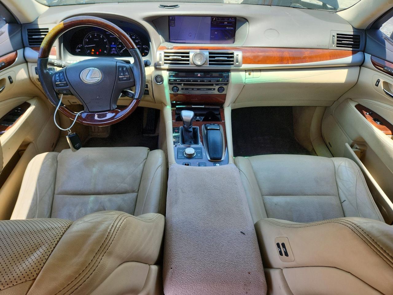 Lexus LS 460