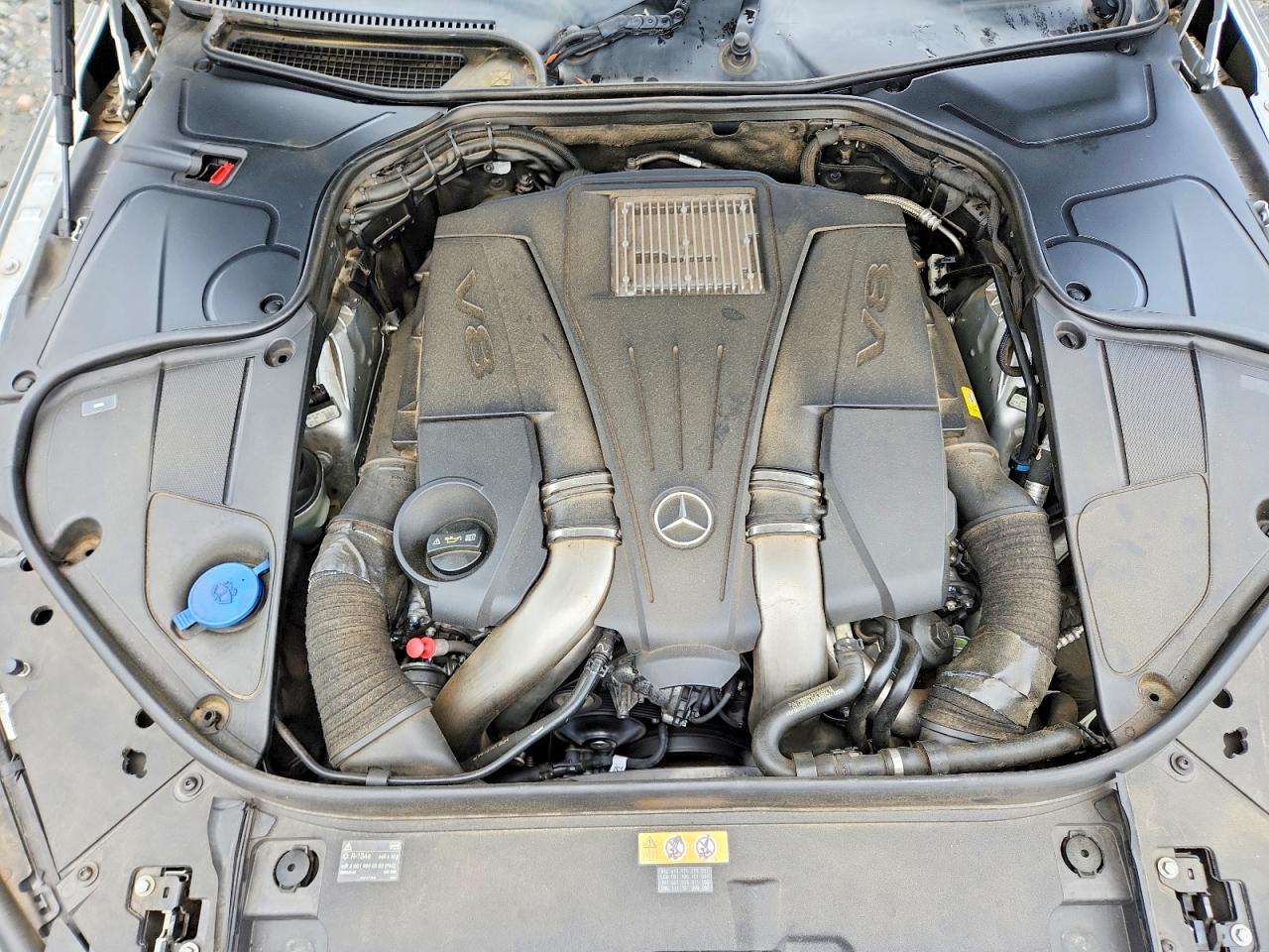 Mercedes-Benz S-Class 550