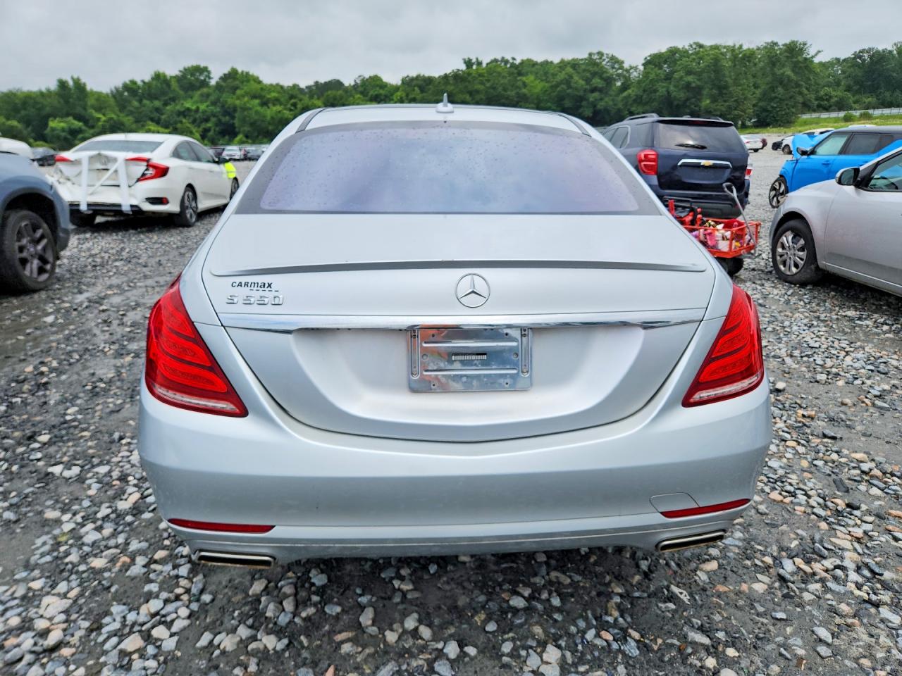 Mercedes-Benz S-Class 550