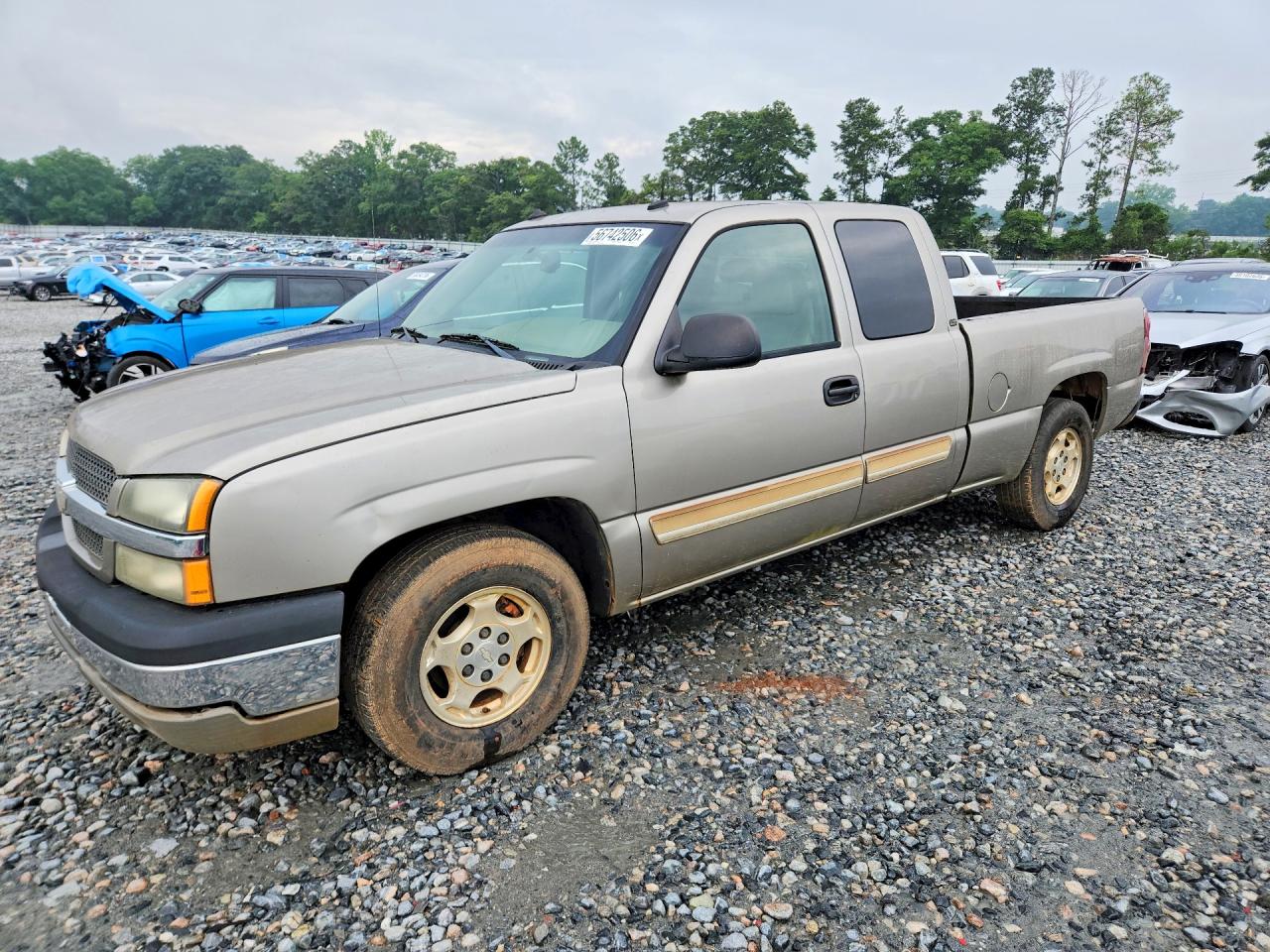 Salvage Chevrolet Silverado Image
