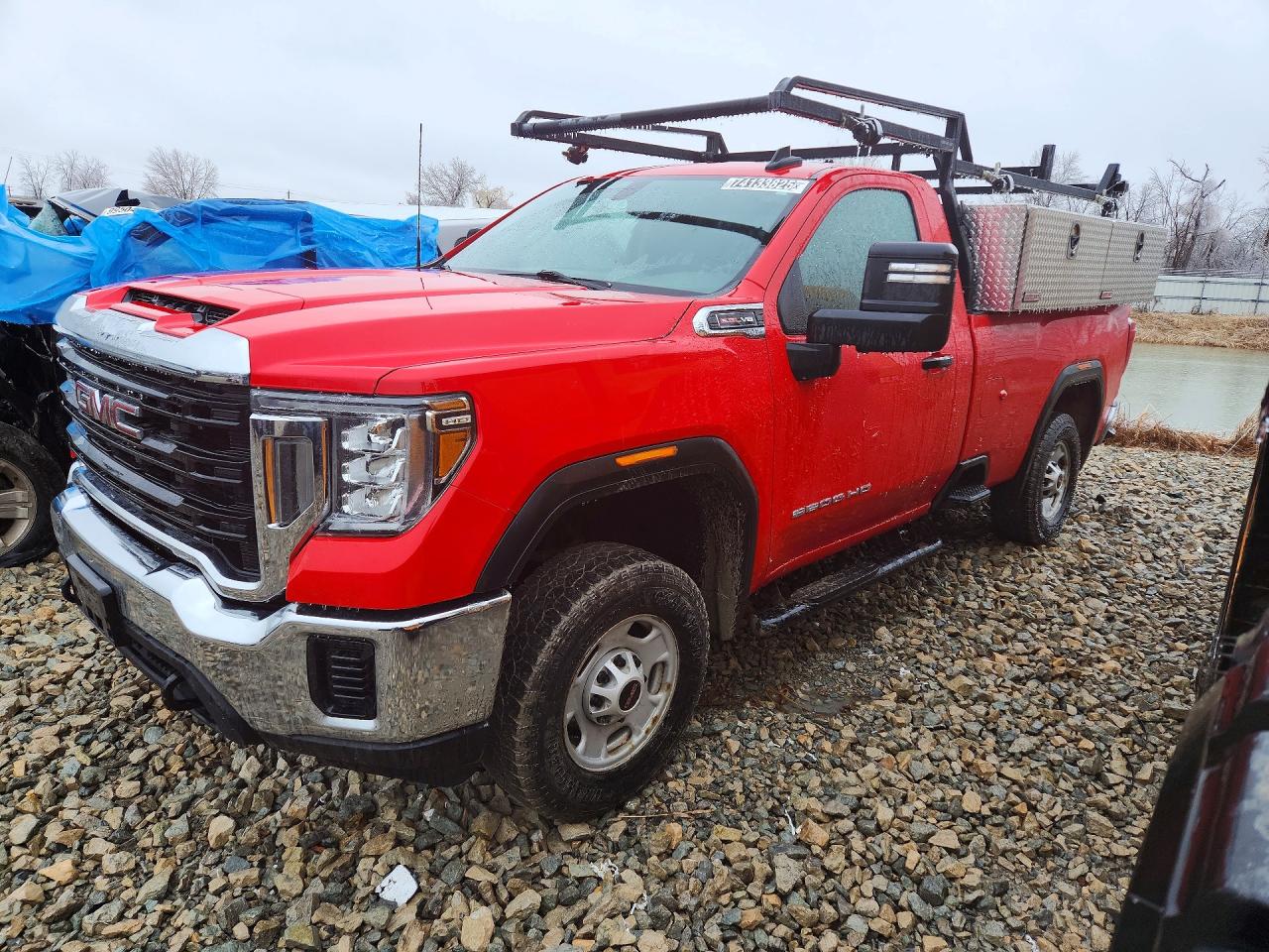 Salvage GMC Sierra Image