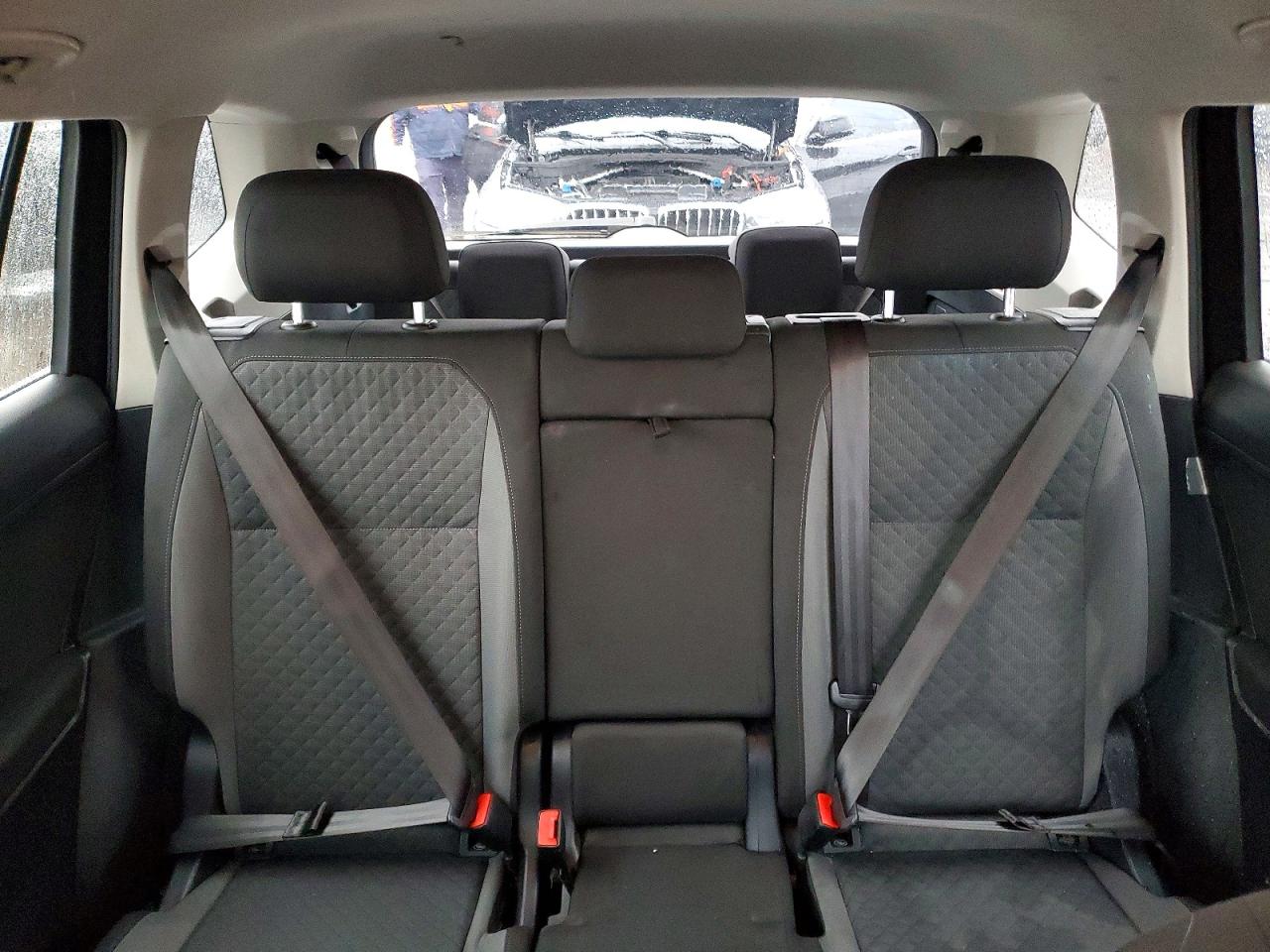 Volkswagen Tiguan S