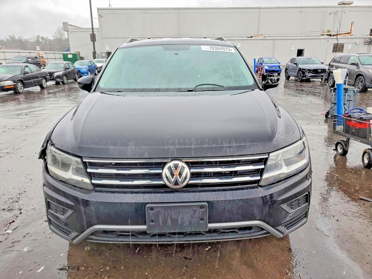 Volkswagen Tiguan S