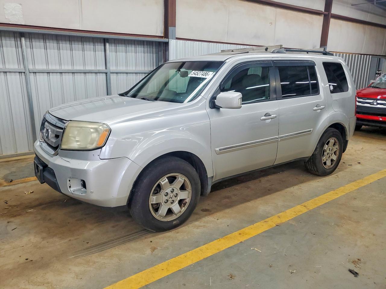 Salvage Honda Pilot Image