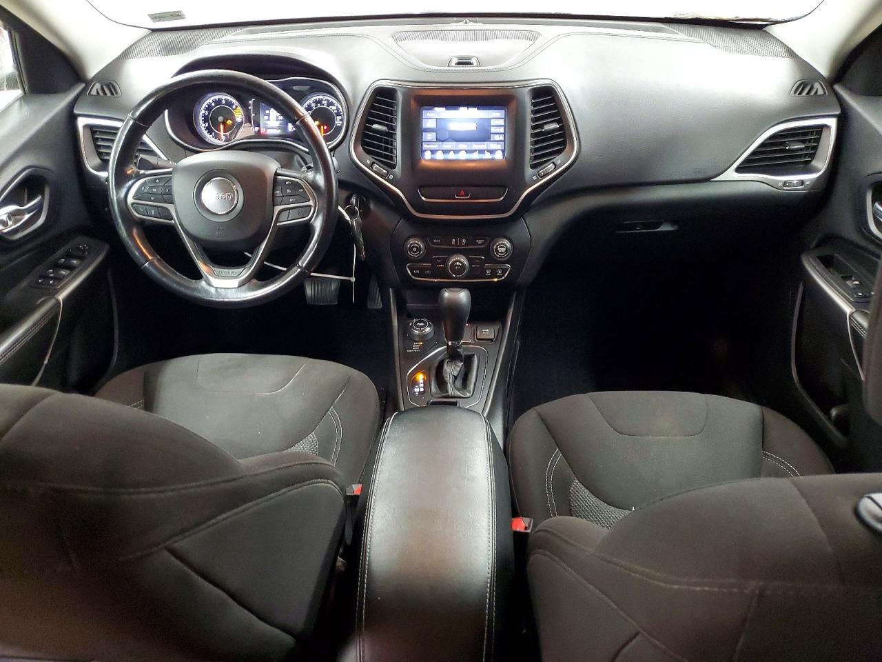 Jeep Grand Cherokee Latitude