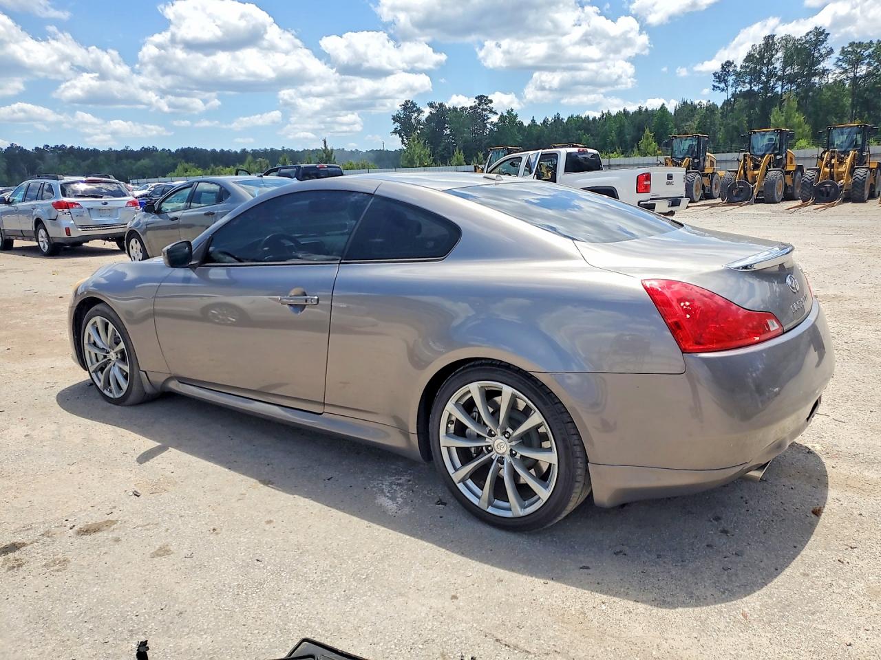 INFINITI G37 Base