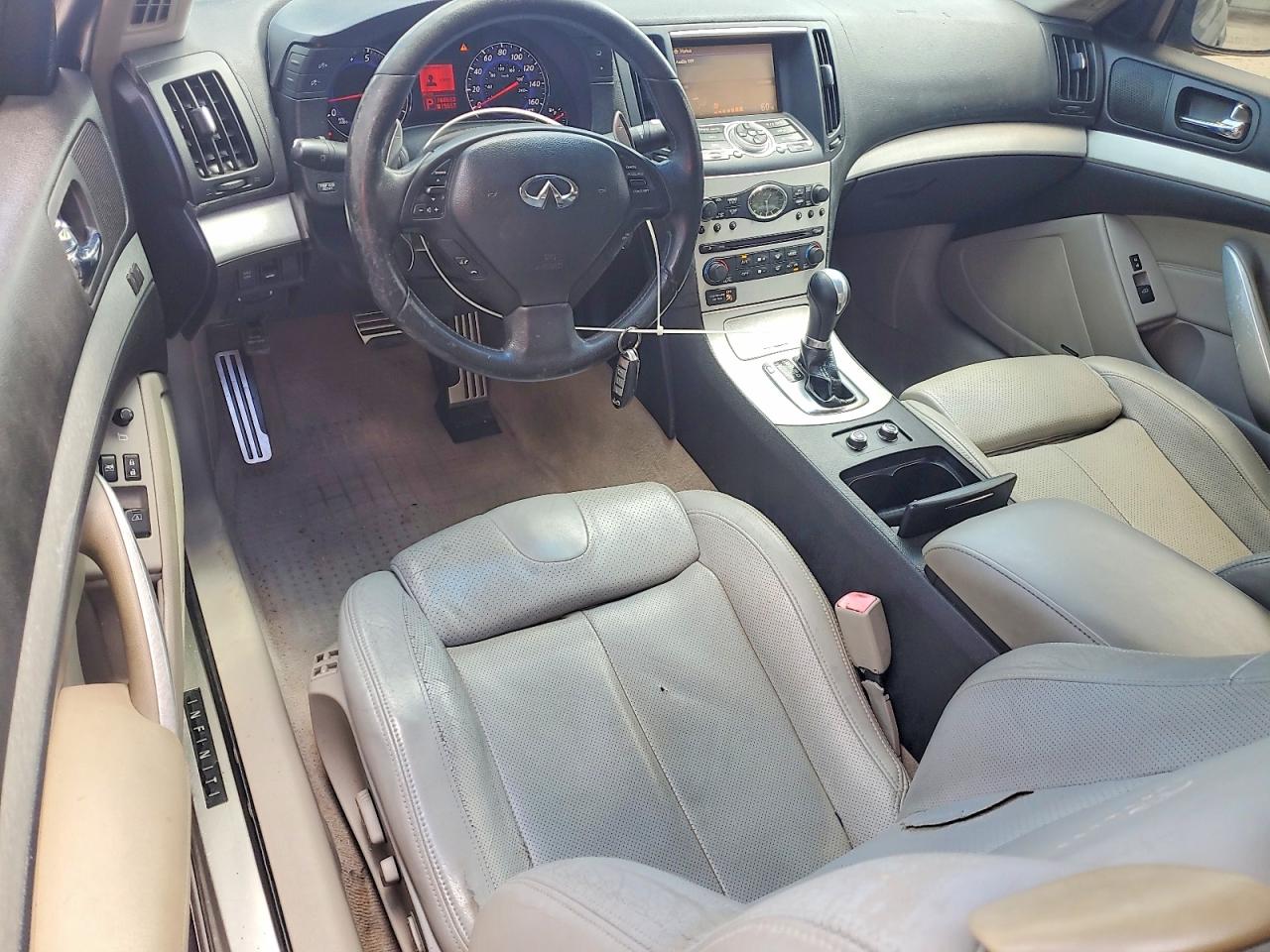 INFINITI G37 Base
