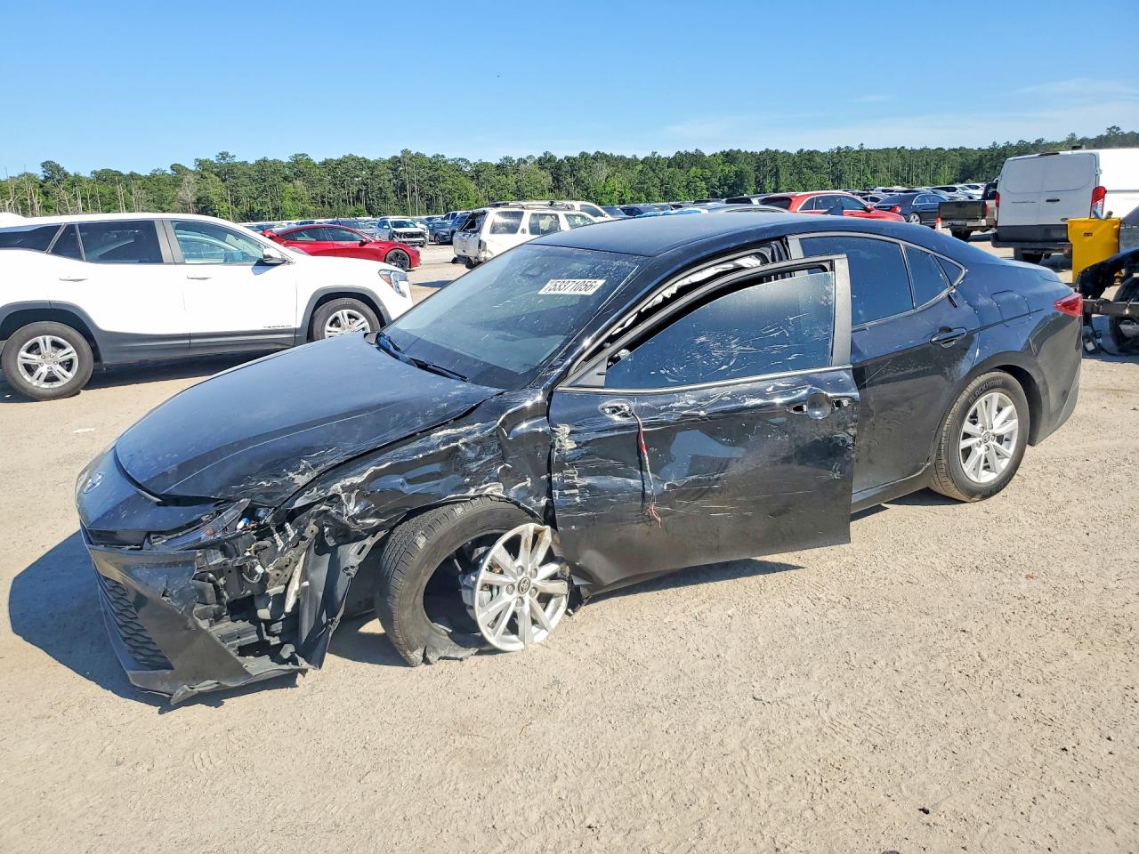 Salvage Toyota Camry Image
