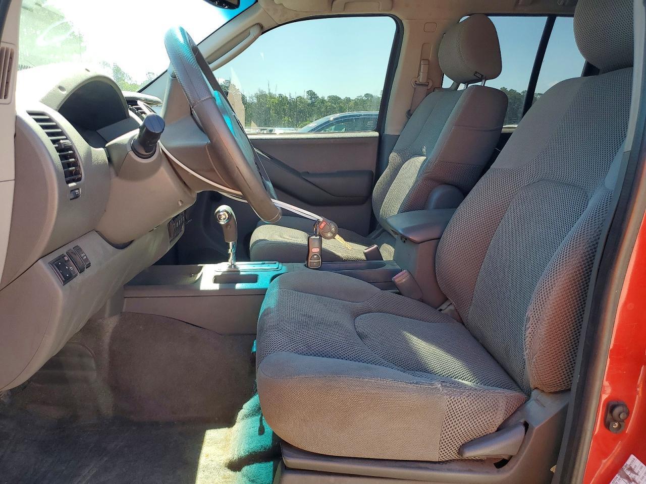 Nissan Frontier Se