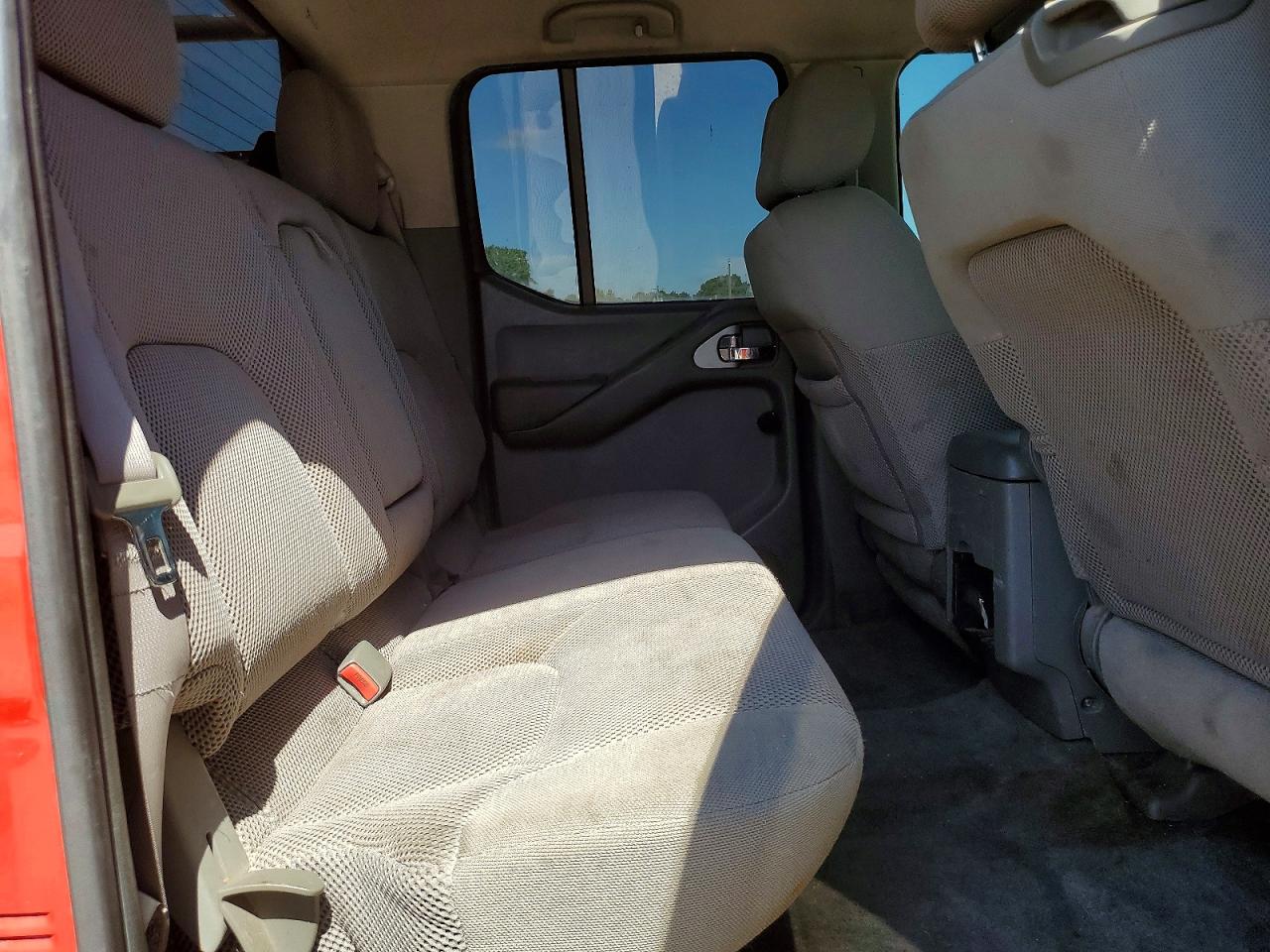Nissan Frontier Se