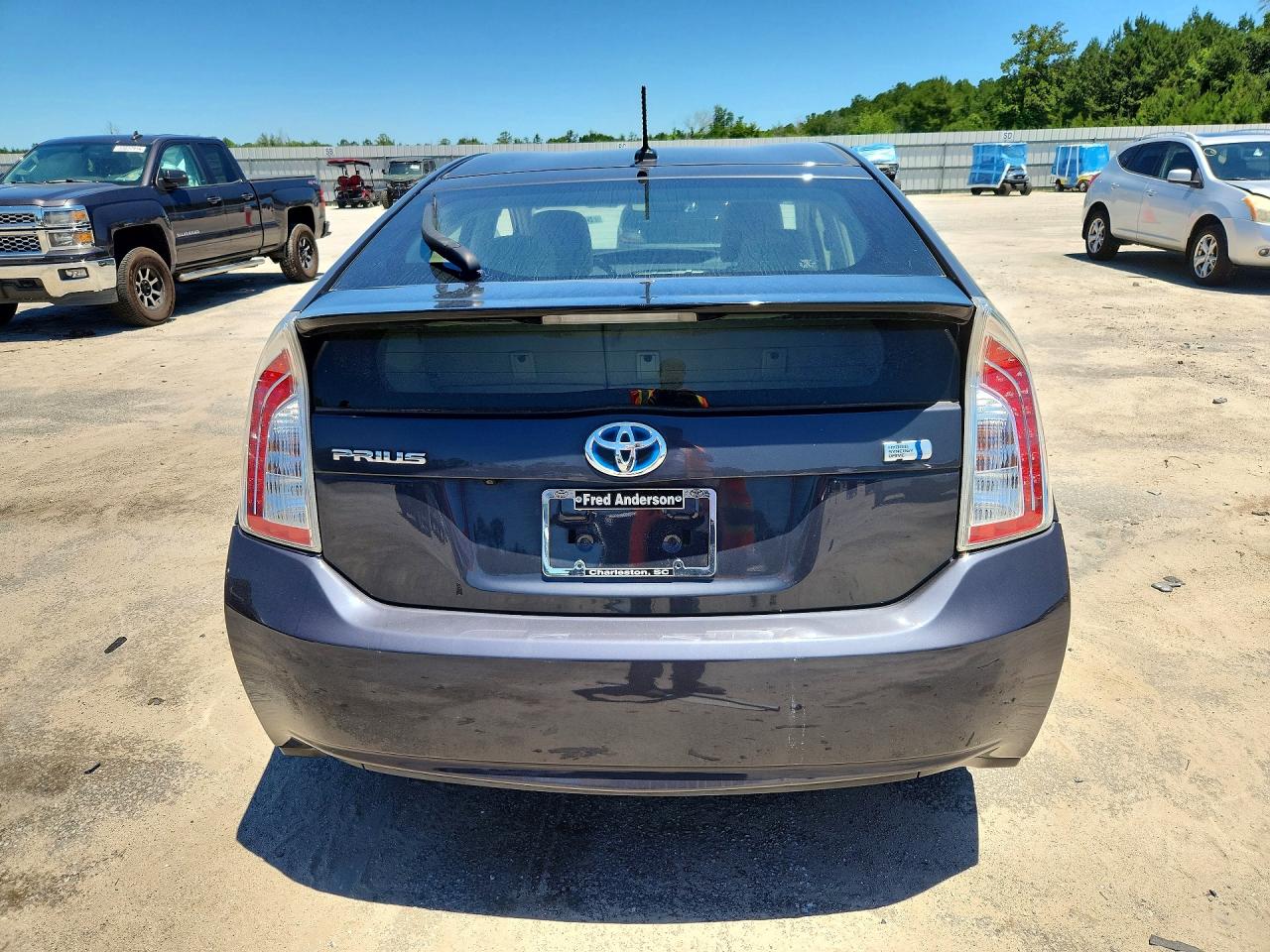 Toyota Prius Three