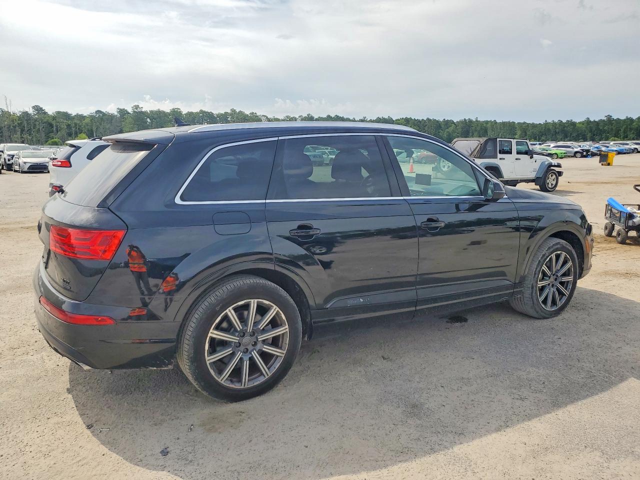 Audi Q7 Premium
